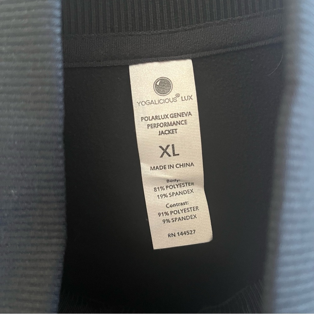 Yogalicious Polarlux Geneva Black Women’s Performace Jacket XL - Picture 5 of 8